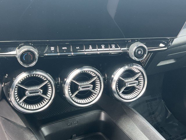 Used 2024 Chevrolet Blazer EV LT image 17