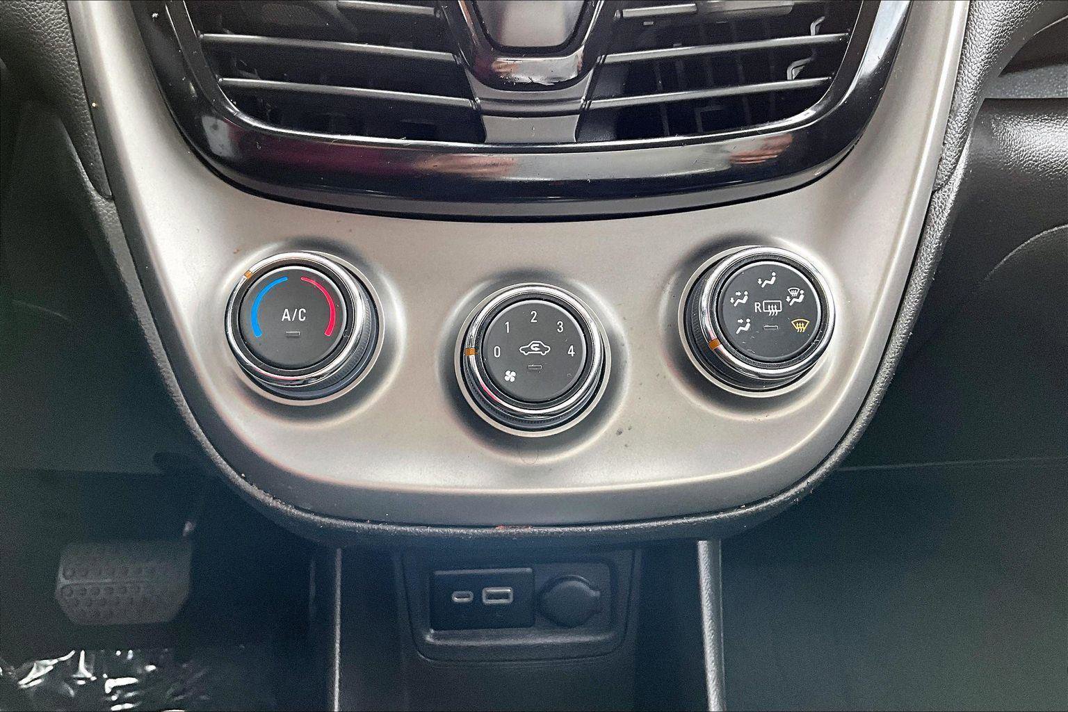 Used 2020 Chevrolet Spark LS image 30