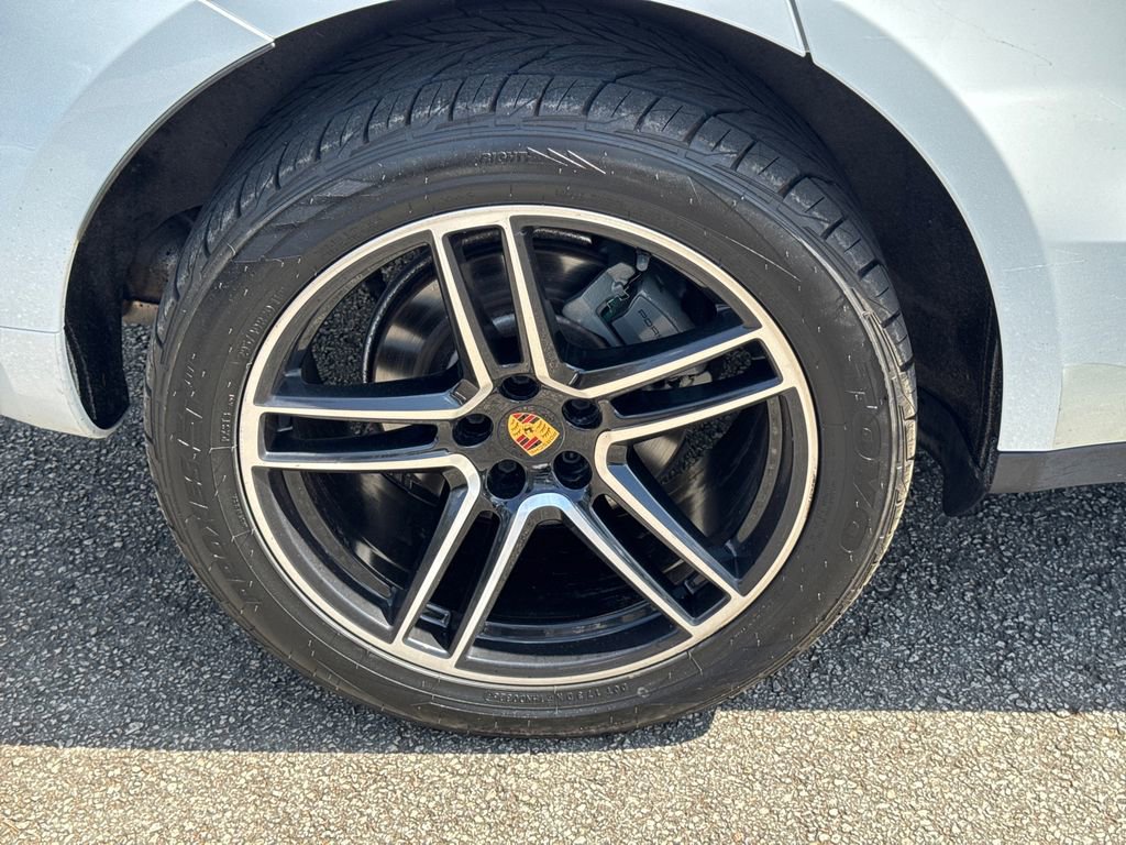 Used 2020 Porsche Macan S image 17