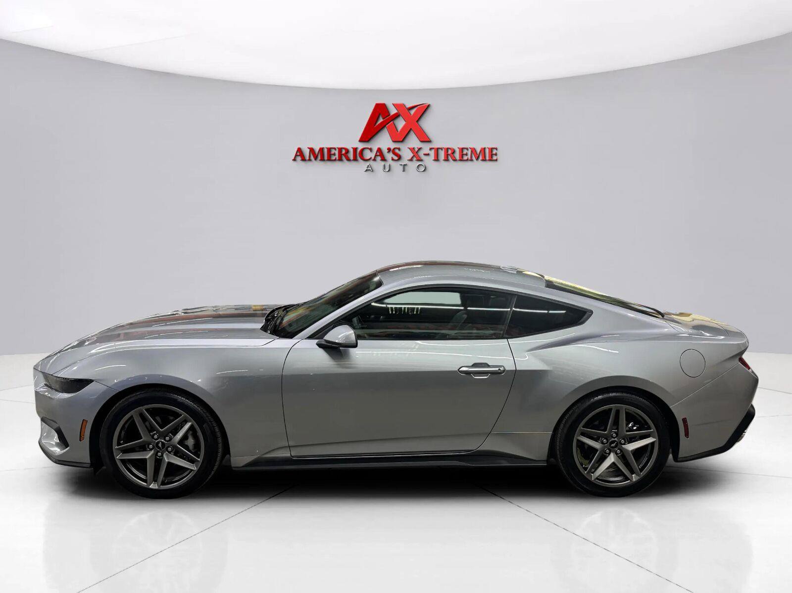 Used 2026 Ford Mustang Premium RWD image 4
