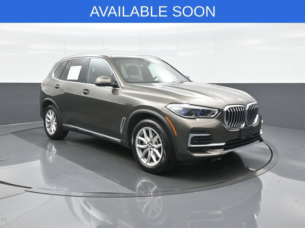 Used 2022 BMW X5 xDrive40i w/ Executive Package AWD/4WD image 1