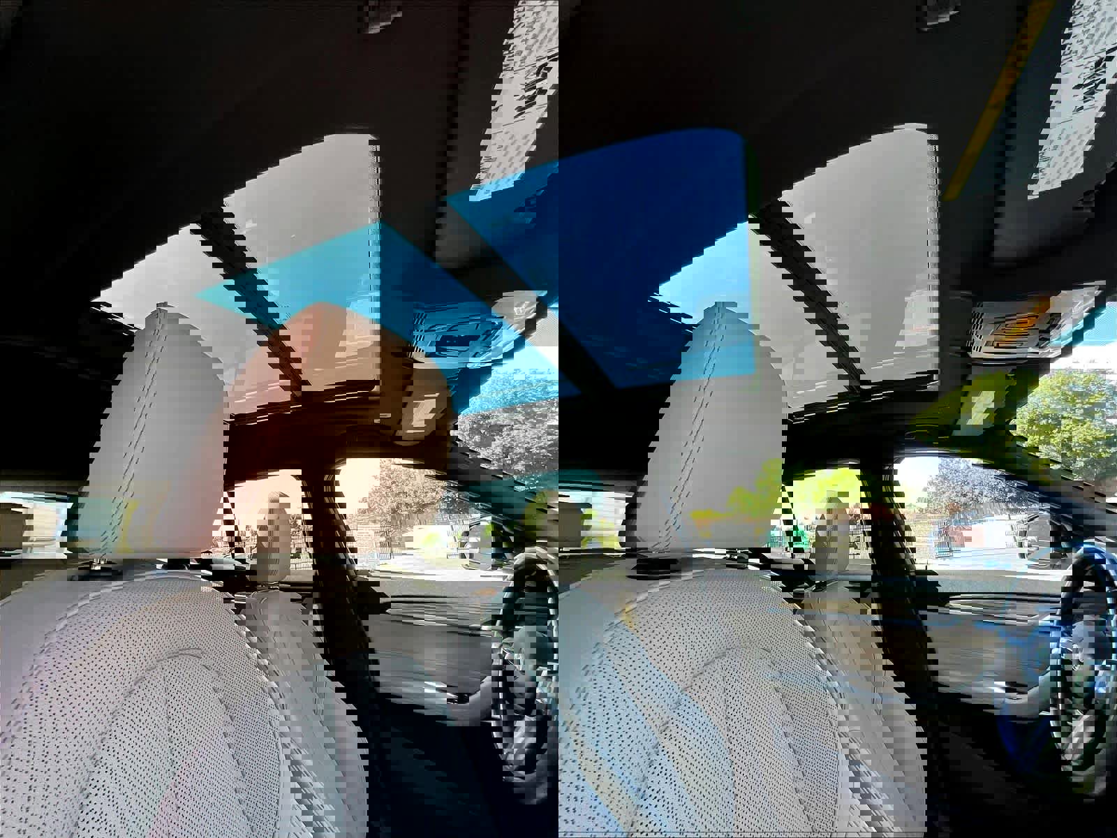 Used 2018 BMW X2 sDrive28i w/ M SportX Package image 24