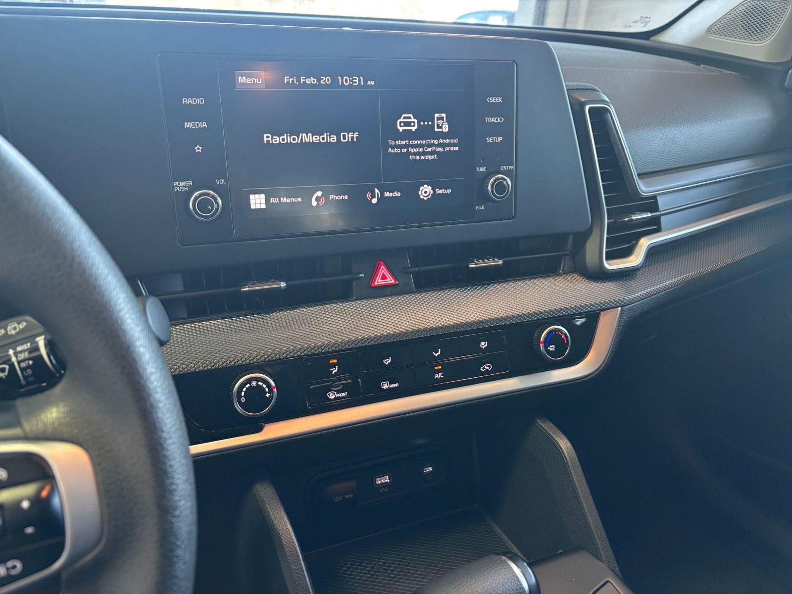 Used 2025 Kia Sportage LX image 20