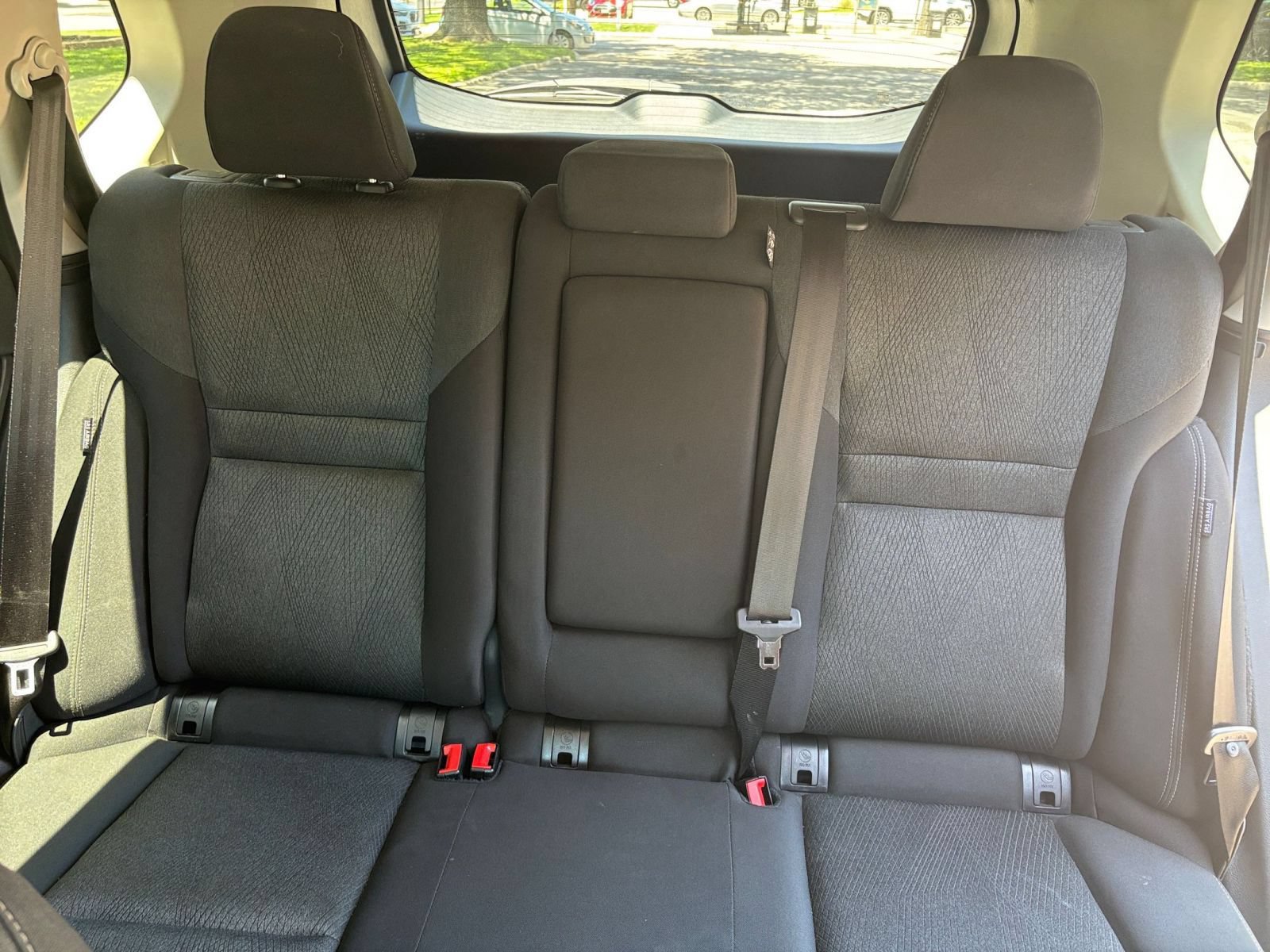 Used 2025 Nissan Rogue SV FWD image 33