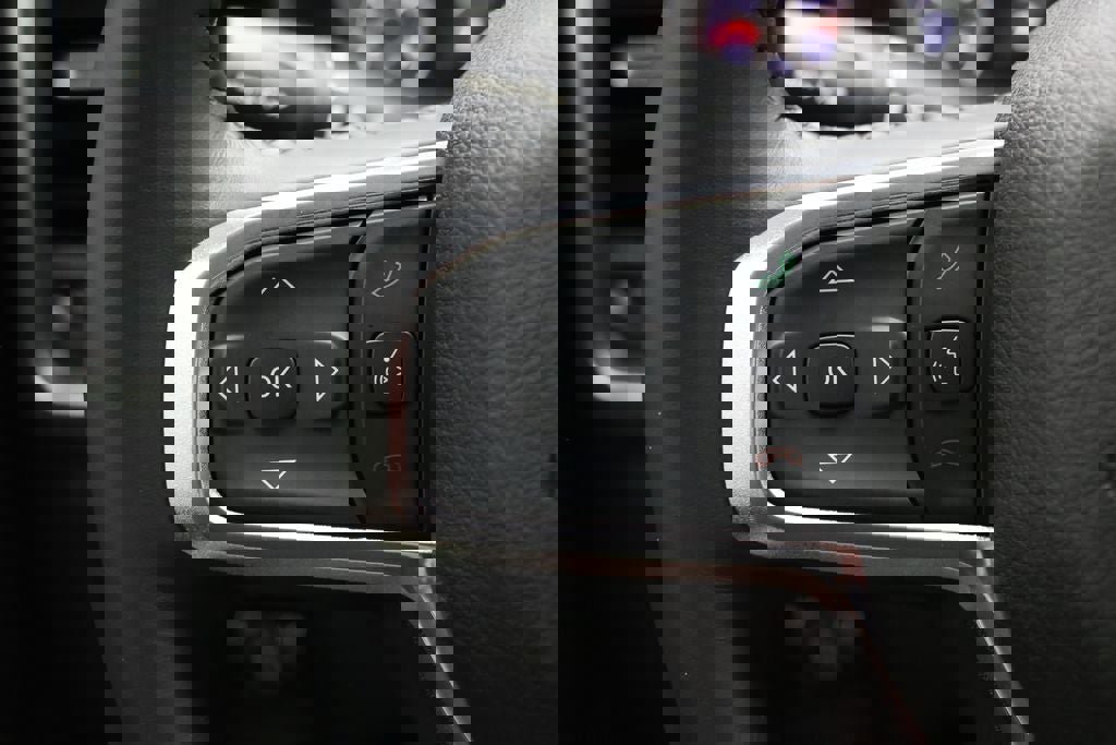 Used 2023 RAM 1500 Laramie image 25