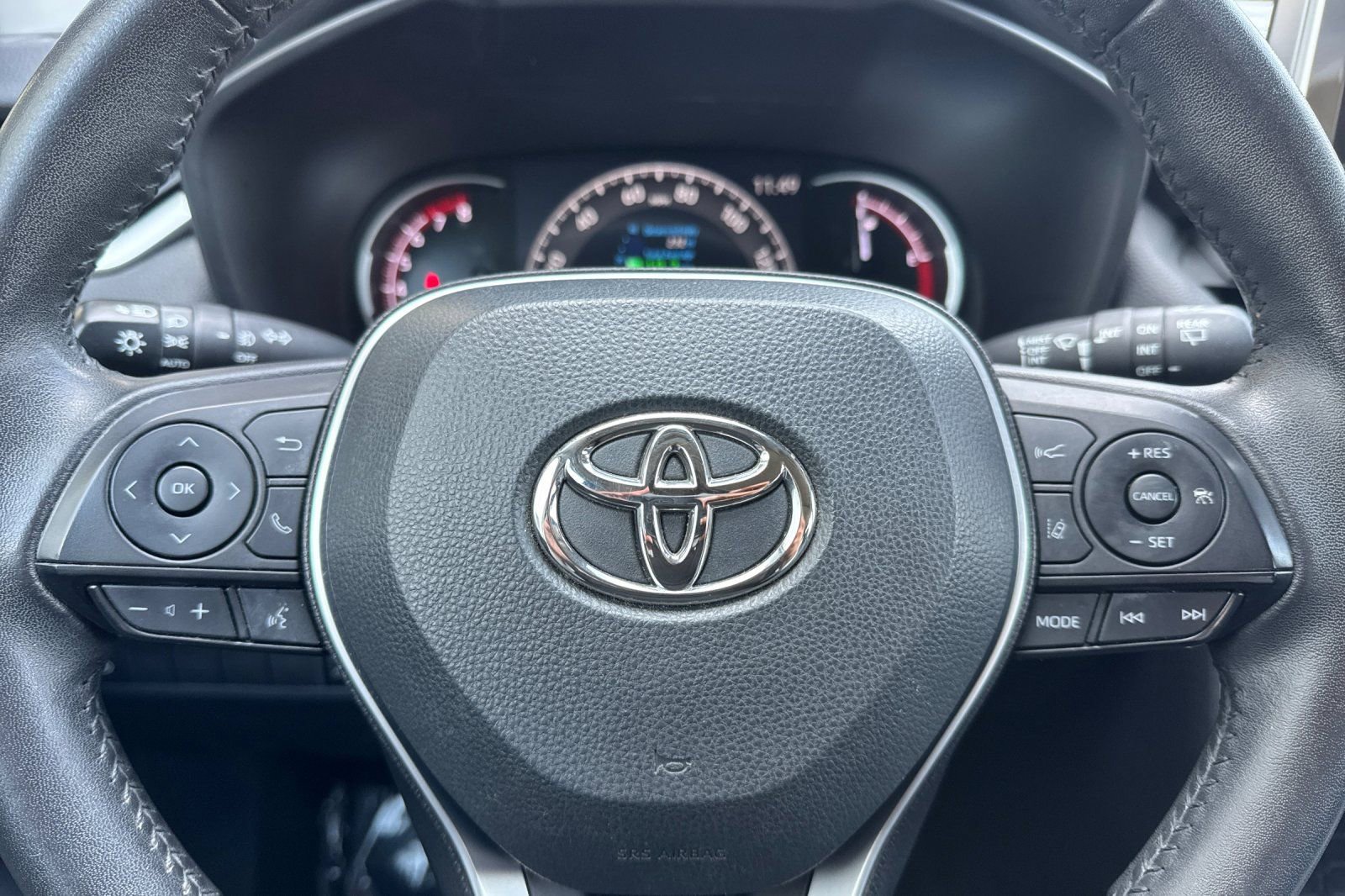 Certified 2023 Toyota RAV4 XLE Premium image 30