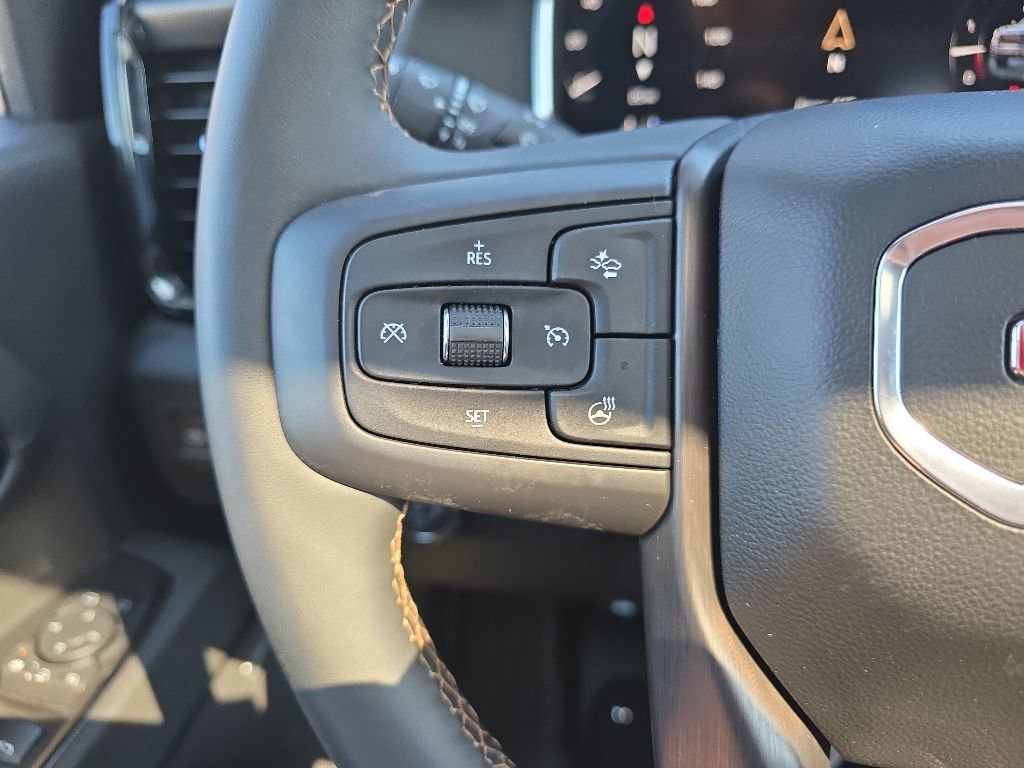 Used 2026 GMC Sierra 2500 AT4 AWD/4WD image 16