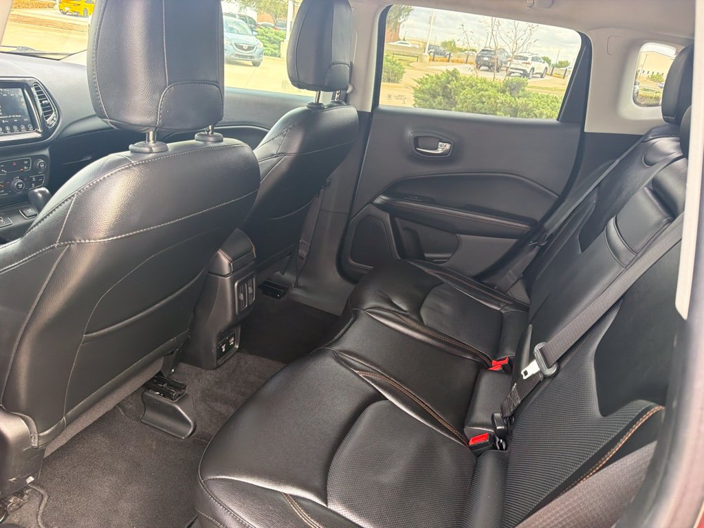 Used 2018 Jeep Compass Limited w/ Navigation Group FWD image 5