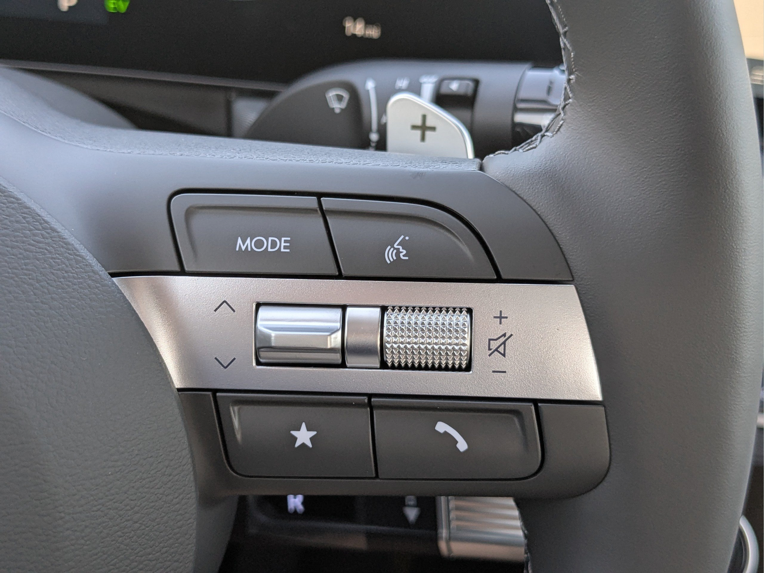 New 2026 Hyundai Sonata Limited FWD image 32