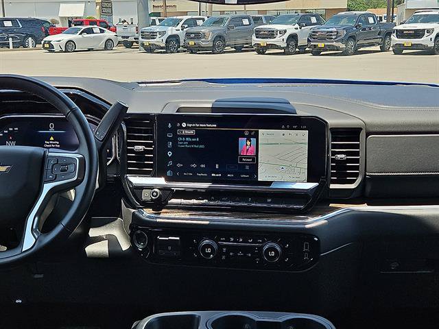 Used 2025 Chevrolet Silverado 1500 LT RWD image 10