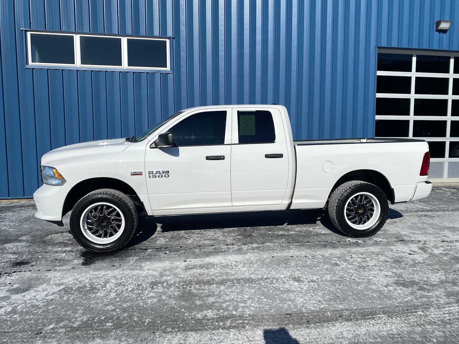 Used 2018 RAM 1500 Express w/ Express Value Package image 14