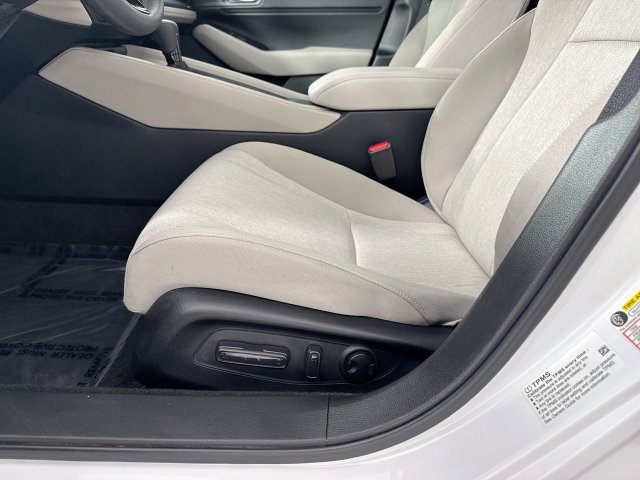 Used 2025 Honda Accord SE image 23
