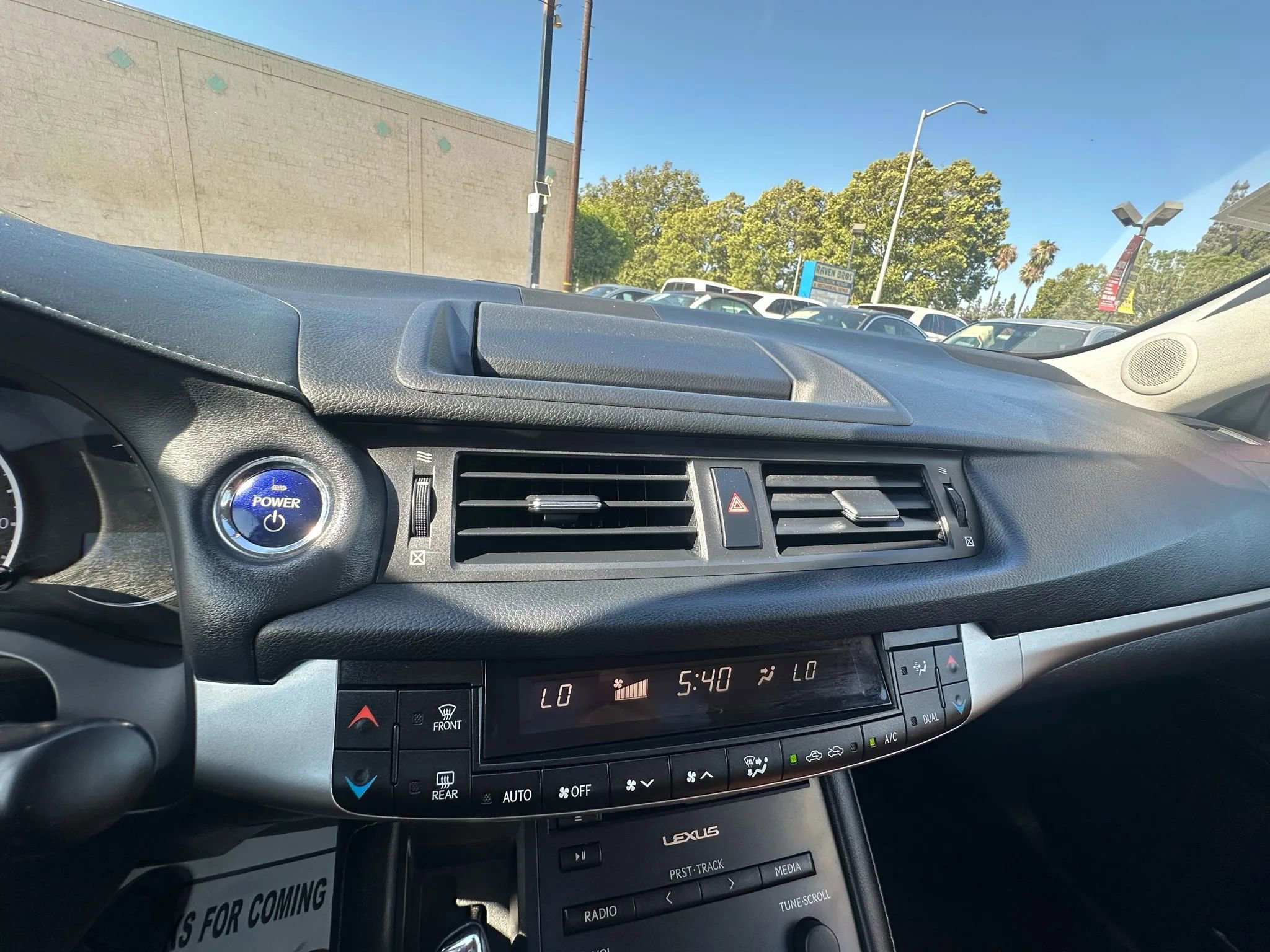 Used 2013 Lexus CT 200h w/ Premium Pkg w/Navigation FWD image 23