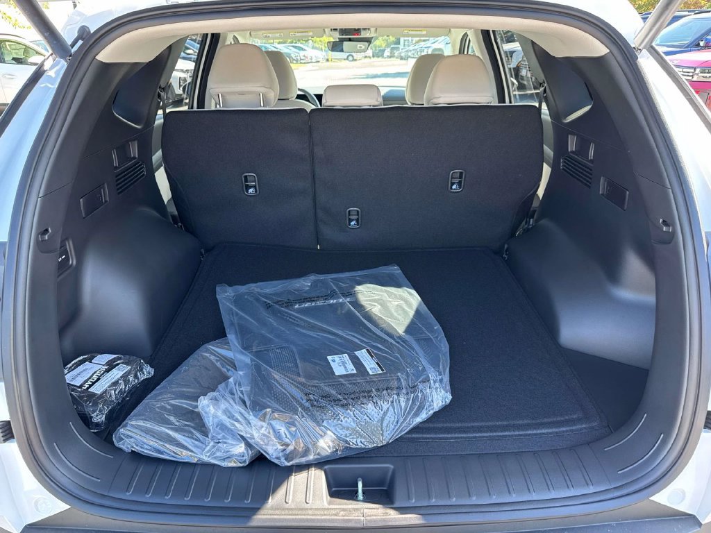 New 2026 Hyundai Tucson SEL FWD image 11
