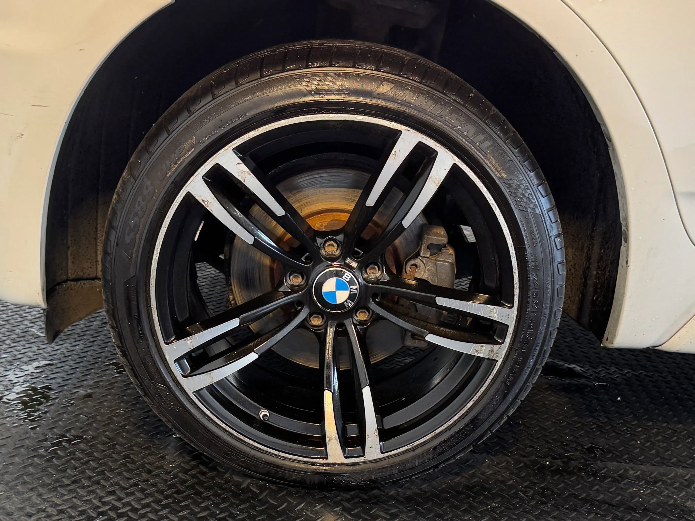 Used 2006 BMW X3 3.0i image 9