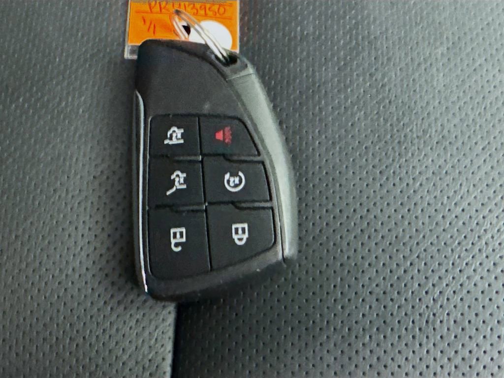 Used 2023 Chevrolet Suburban RST w/ Luxury Package image 37