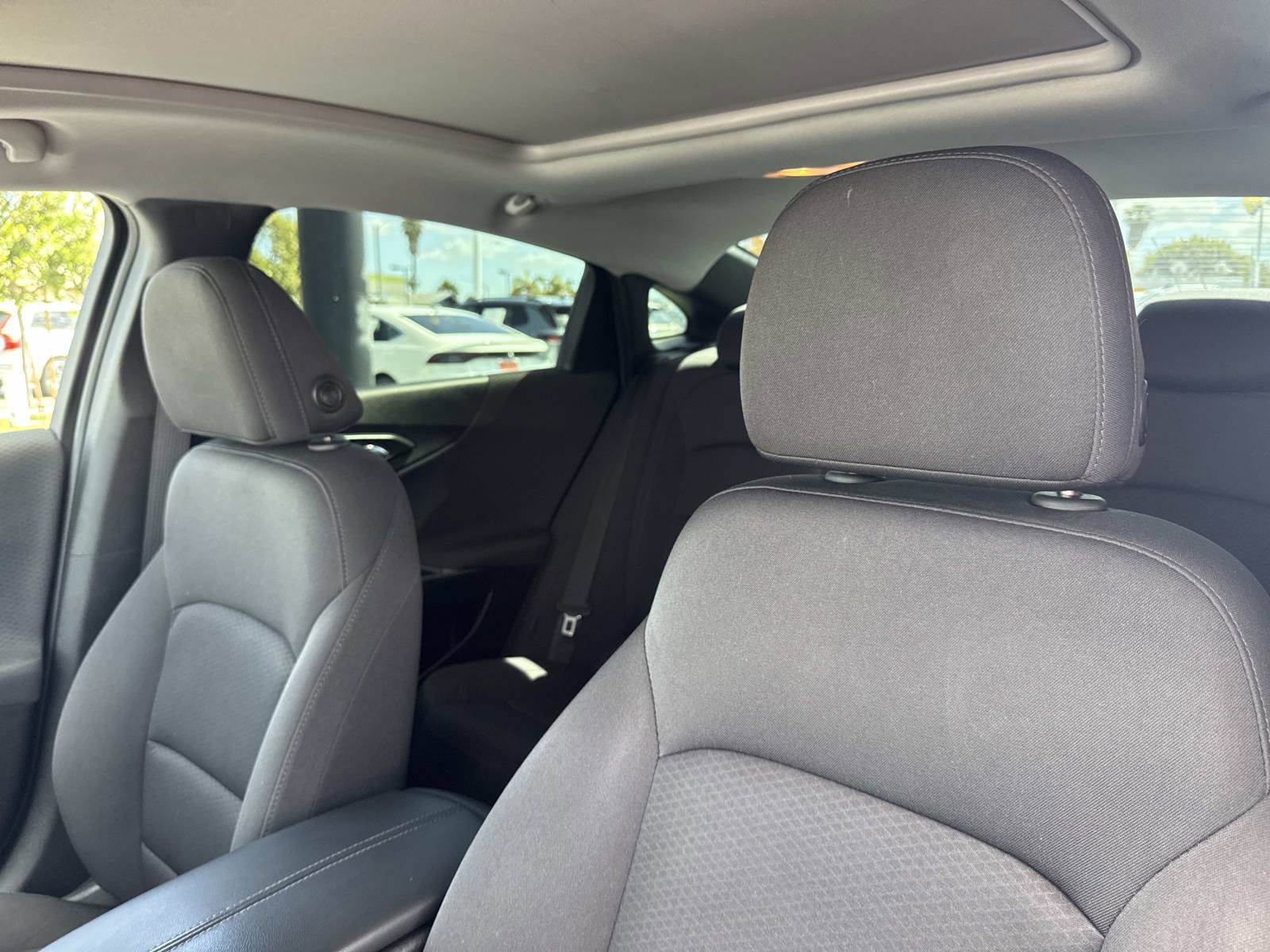 Used 2019 Chevrolet Malibu LT image 23