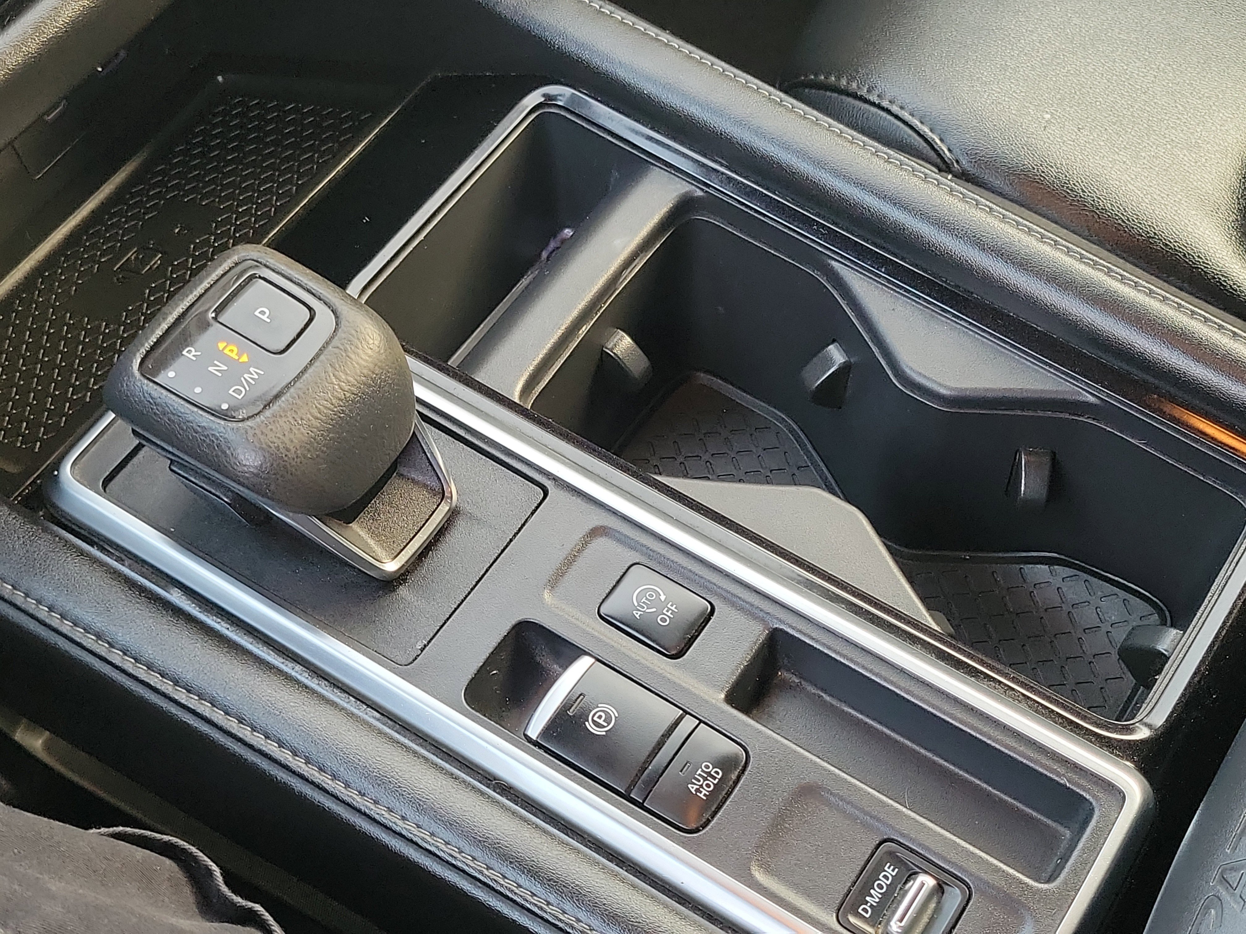 Used 2023 Nissan Pathfinder SL image 13