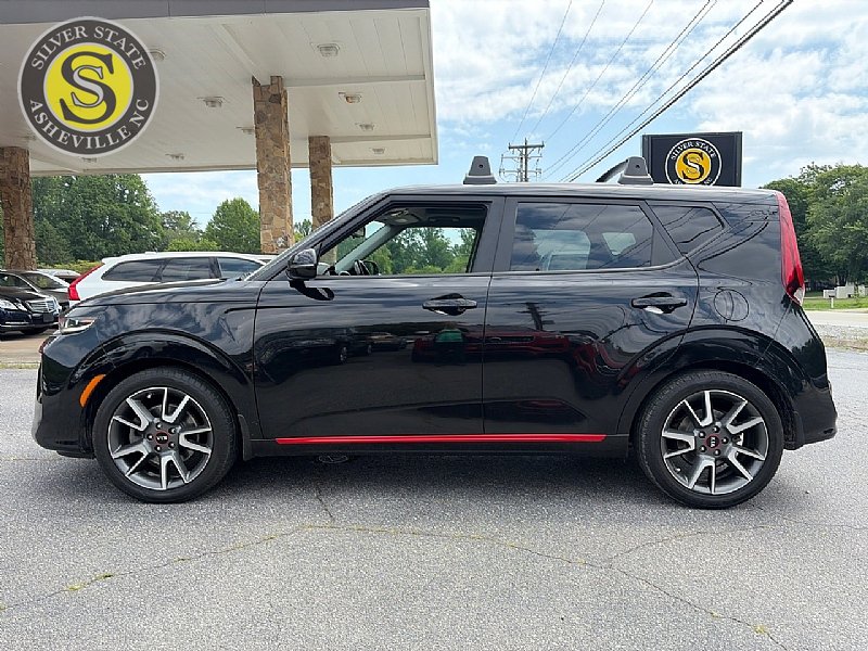 Used 2020 Kia Soul GT-Line Turbo FWD image 3