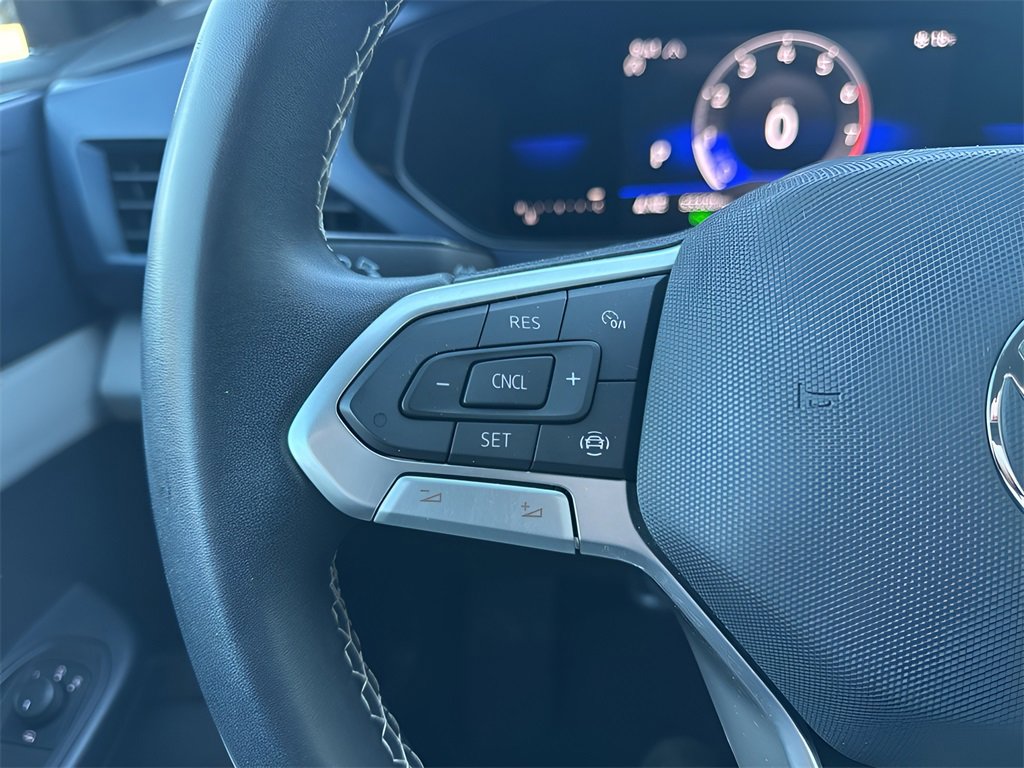 Used 2022 Volkswagen Taos SE image 14