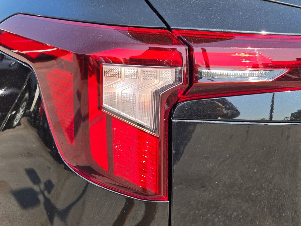 Certified 2026 Kia Seltos LX FWD image 10