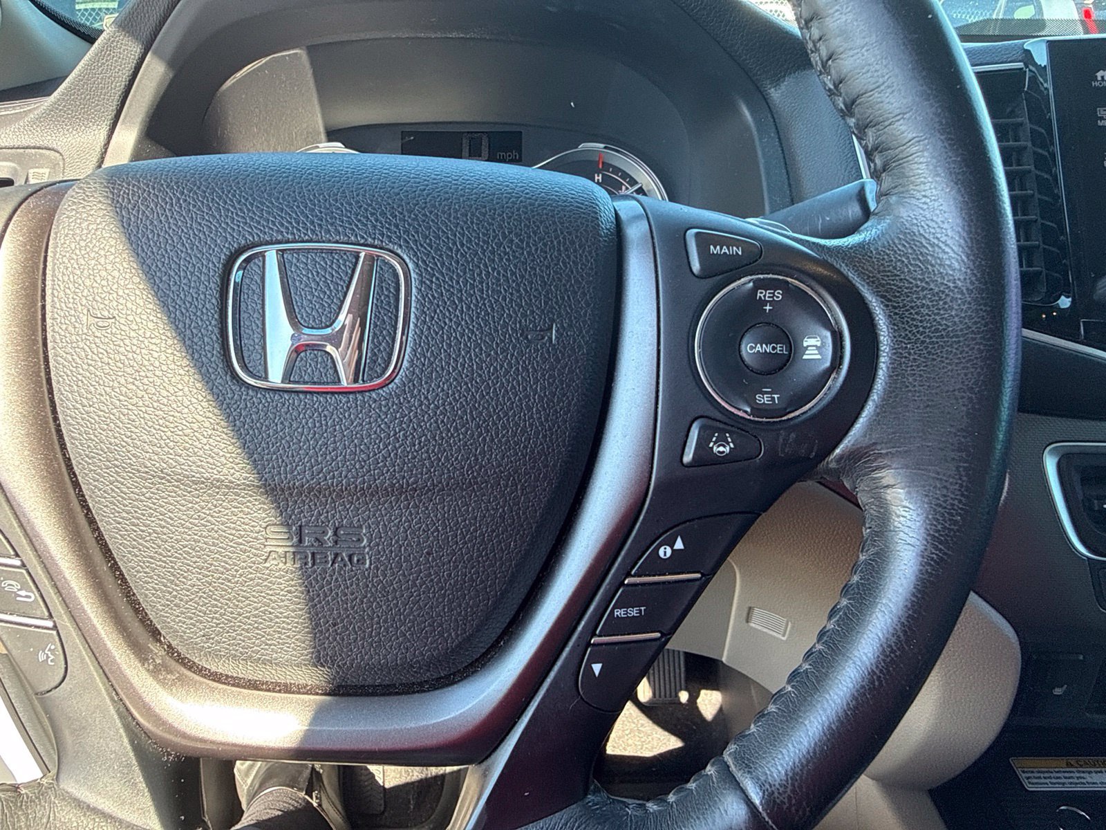 Used 2023 Honda Ridgeline RTL-E image 16