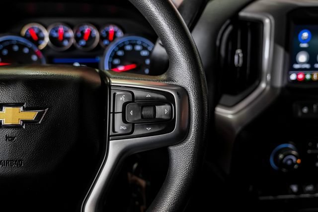Used 2022 Chevrolet Silverado 2500 Custom w/ Gooseneck/5TH Wheel Package AWD/4WD image 18