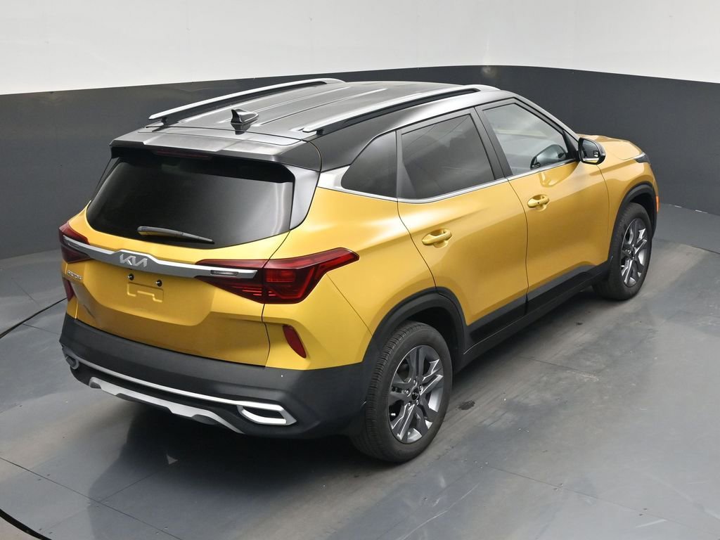 Certified 2022 Kia Seltos S image 24