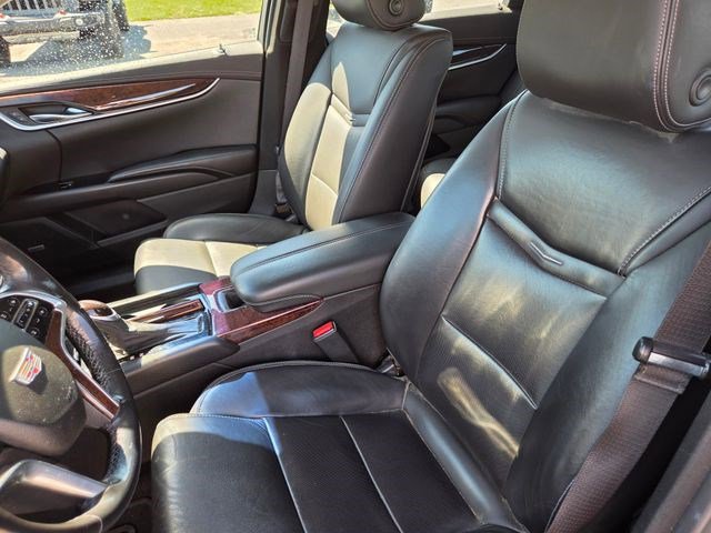 Used 2017 Cadillac XTS Luxury w/ Driver Awareness Package FWD image 2