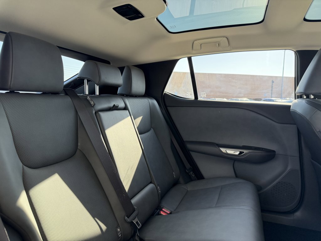 Used 2023 Lexus RZ 450e Premium image 35