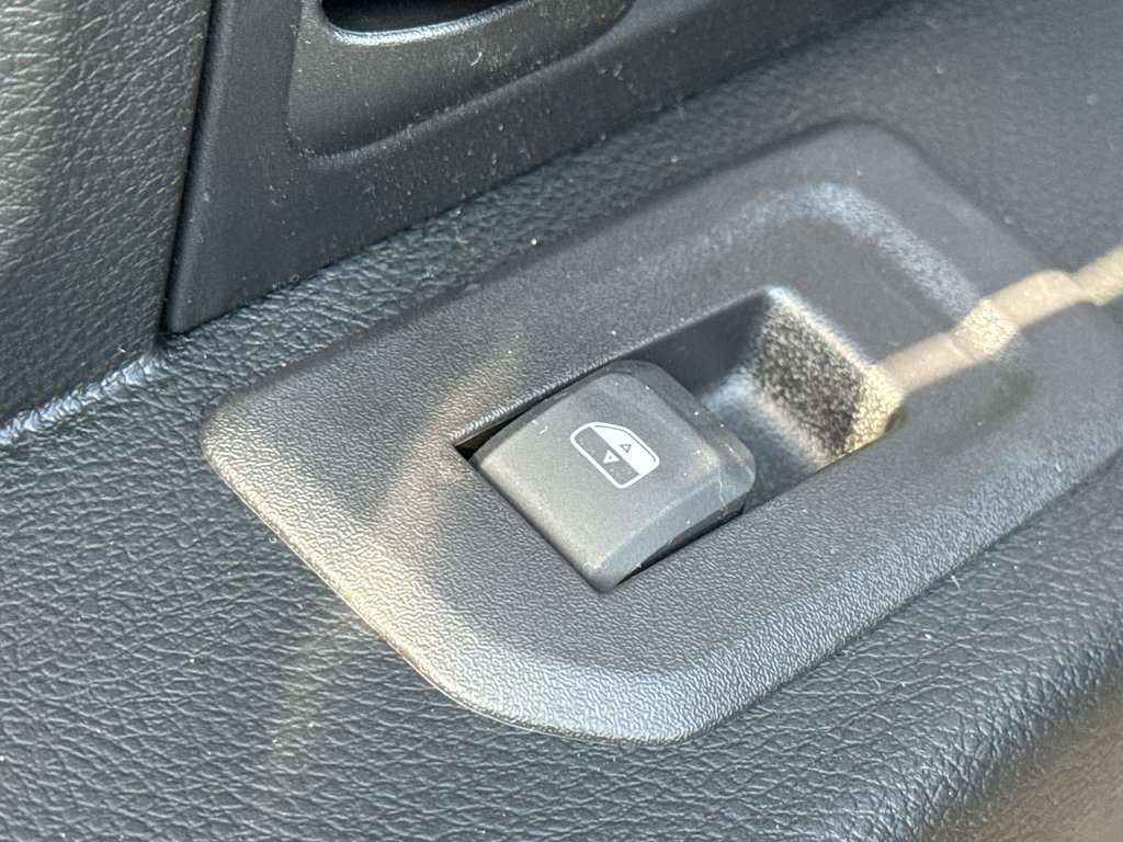 New 2025 RAM 2500 Tradesman image 33