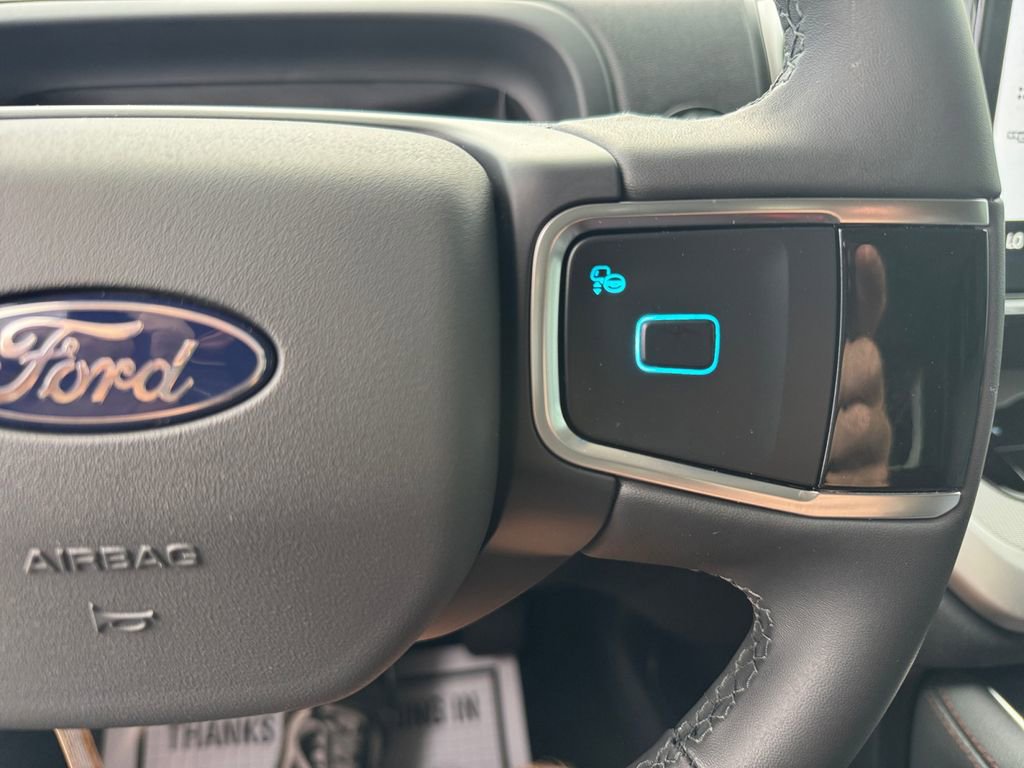 New 2025 Ford Expedition Active image 34