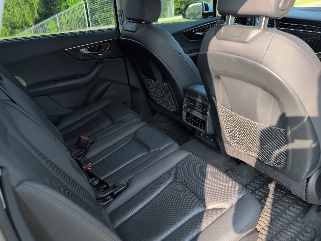 Used 2020 Audi Q7 3.0T Premium Plus AWD/4WD image 11