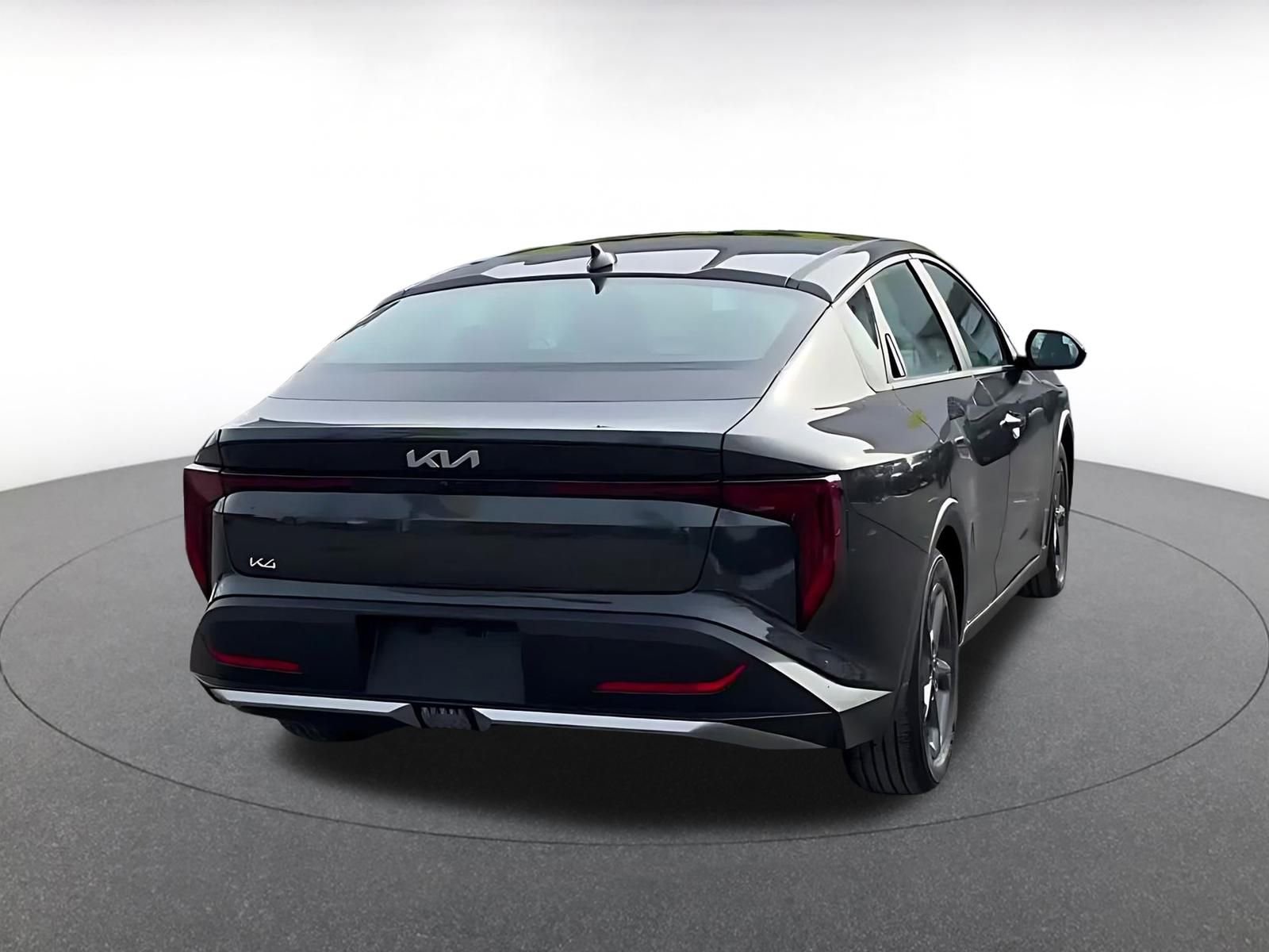 Used 2025 Kia K4 LXS image 14