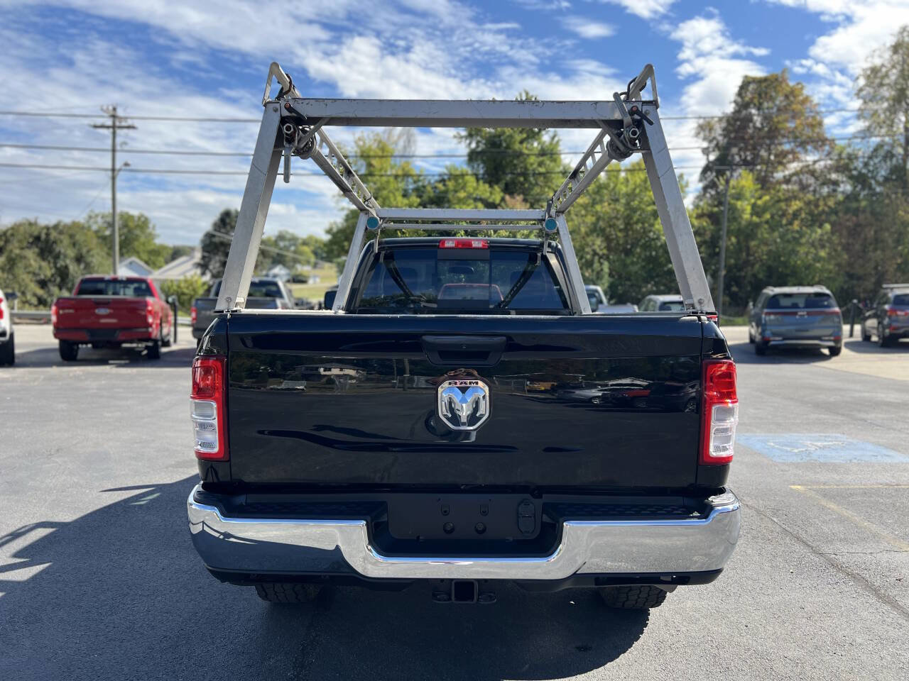 Used 2019 RAM 2500 Tradesman w/ Chrome Appearance Group image 6