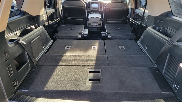 Used 2019 Ford Expedition Platinum image 61