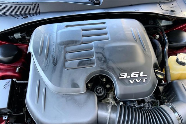 Used 2019 Chrysler 300 Touring w/ Sport Appearance Package AWD/4WD image 31