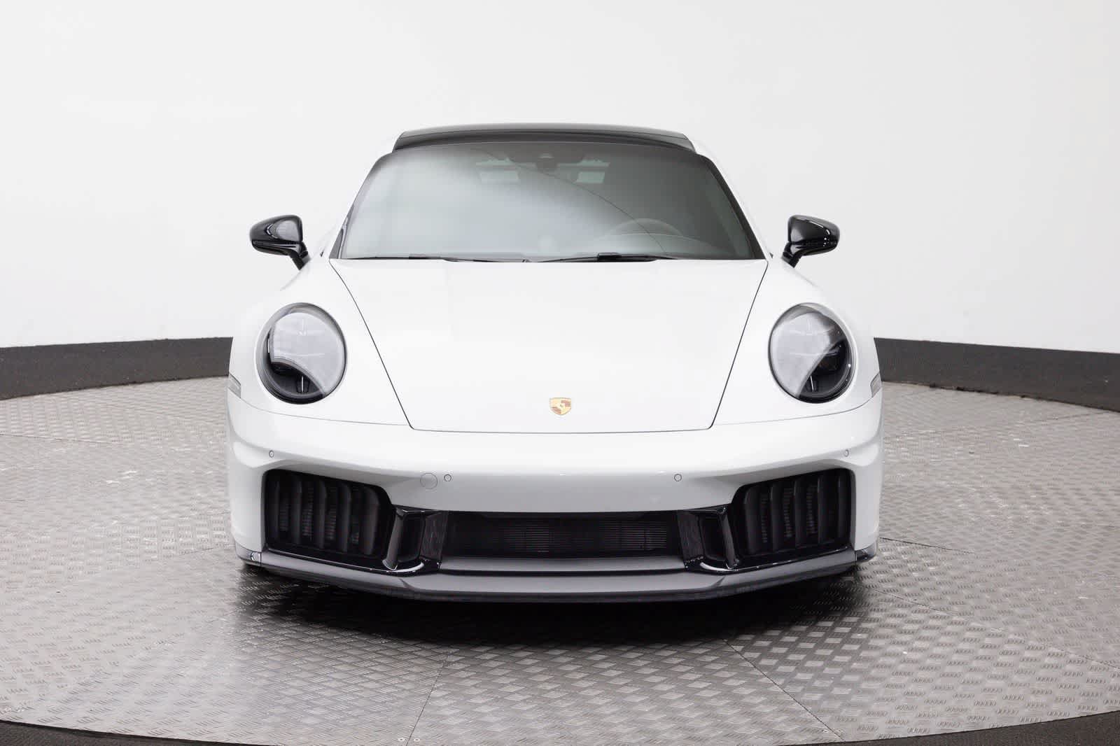 Used 2025 Porsche 911 Carrera 4 GTS AWD/4WD image 6