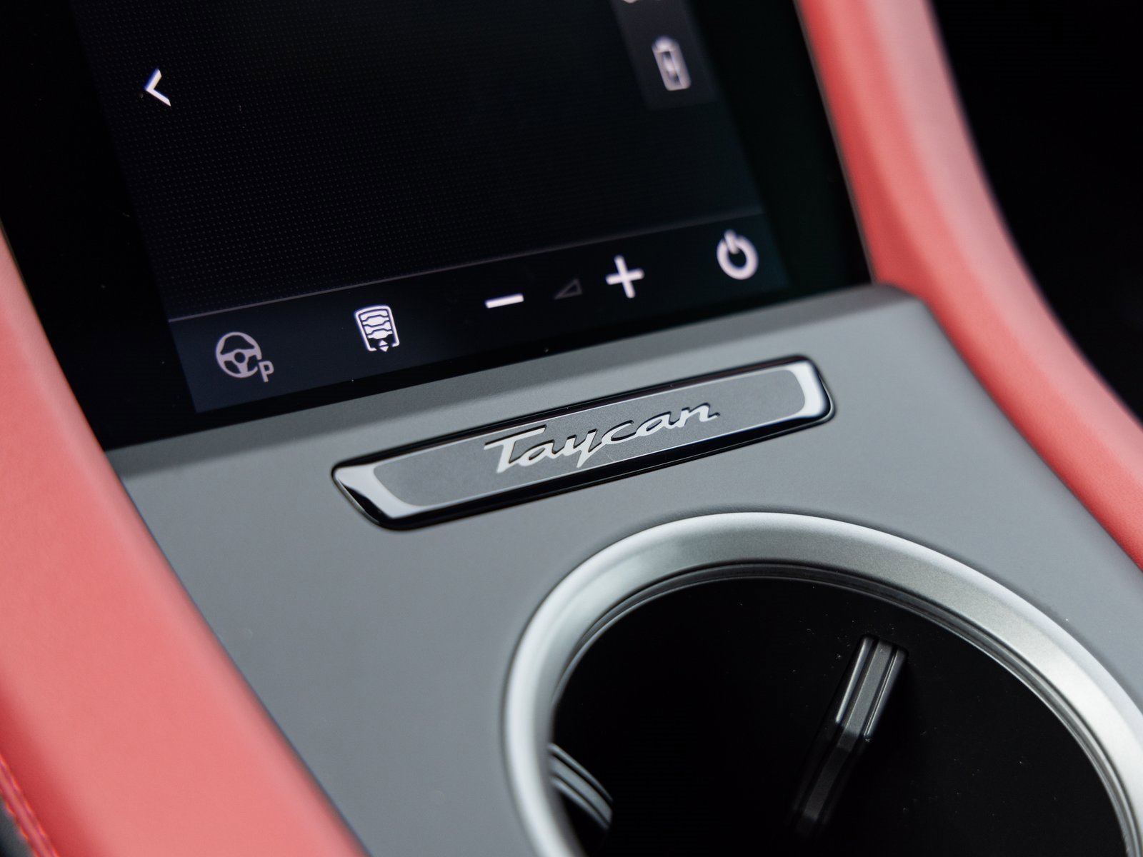 Certified 2025 Porsche Taycan 4 Cross Turismo image 27