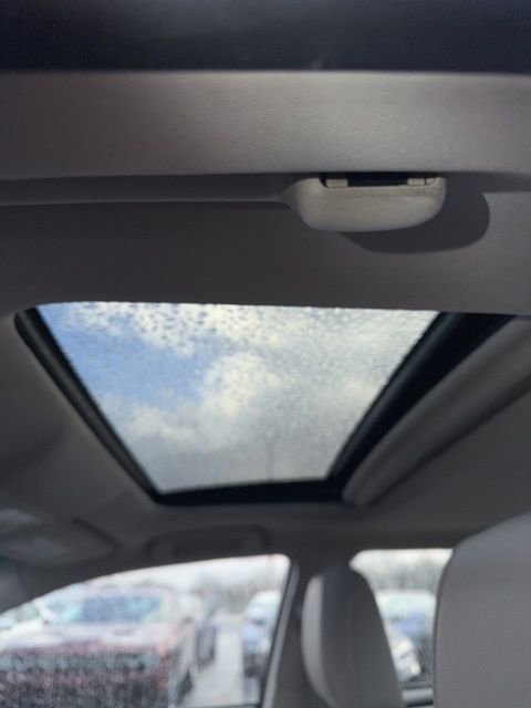 Used 2014 Toyota Avalon XLE Premium image 12