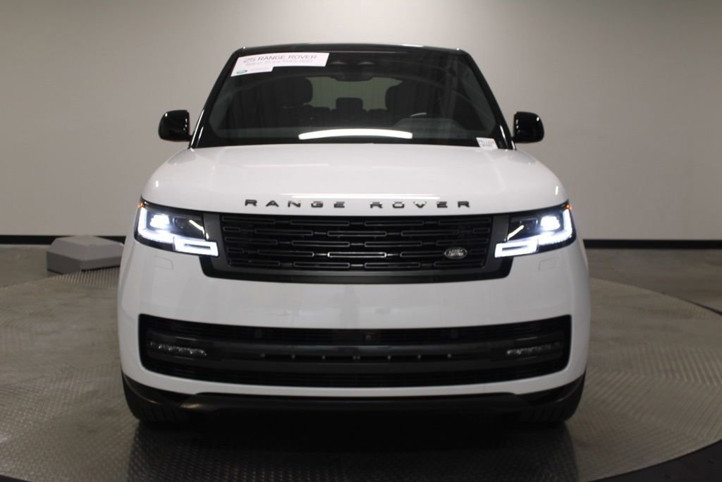 Certified 2025 Land Rover Range Rover SE AWD/4WD image 10