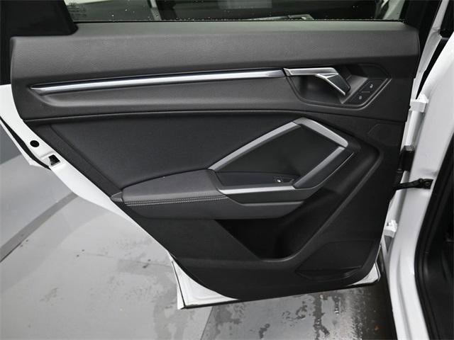 Used 2023 Audi Q3 2.0T Premium Plus w/ Premium Plus Package image 31