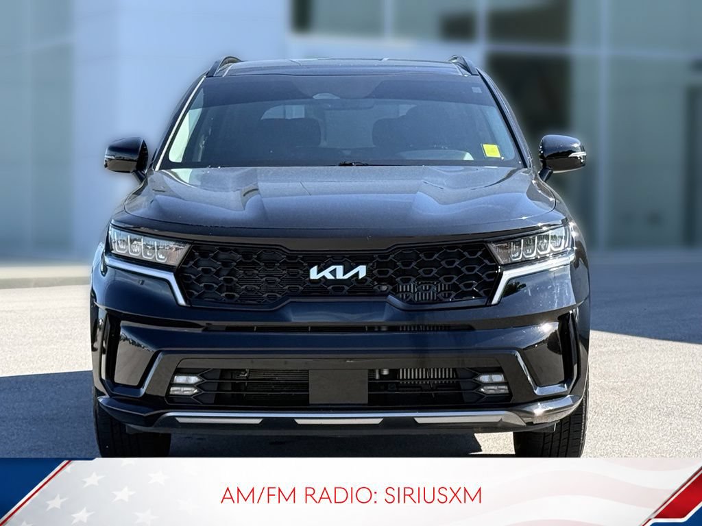 Used 2023 Kia Sorento EX w/ Panoramic Sunroof Package FWD image 3