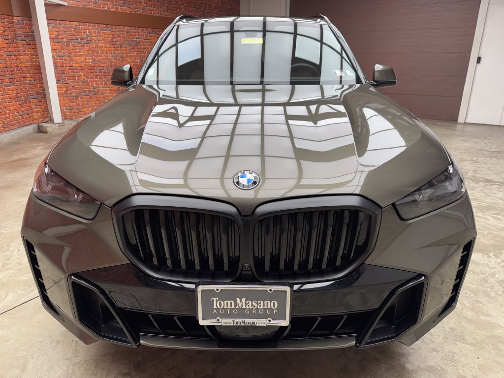 Certified 2026 BMW X5 xDrive40i w/ Executive Package AWD/4WD image 8