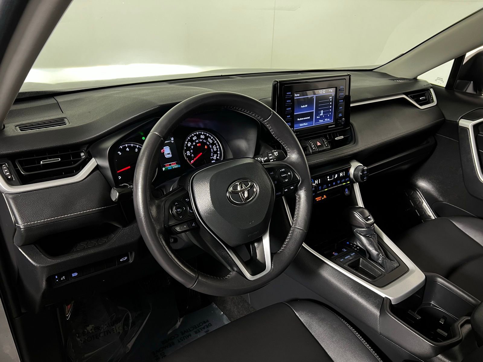 Certified 2022 Toyota RAV4 XLE Premium image 12