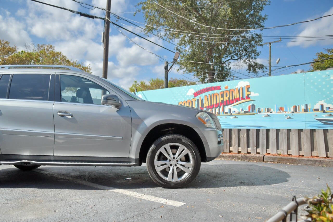 Used 2011 Mercedes-Benz GL 450 4MATIC image 27