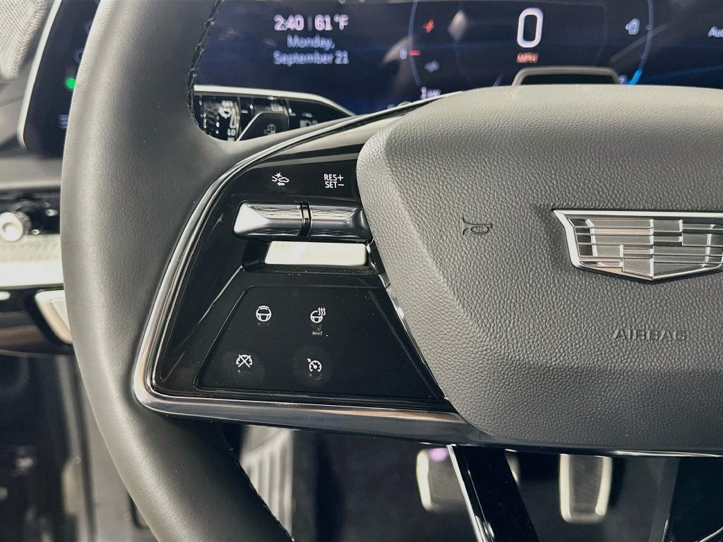 New 2027 Cadillac Optiq Sport w/ LPO, Floor Liner Package AWD/4WD image 12