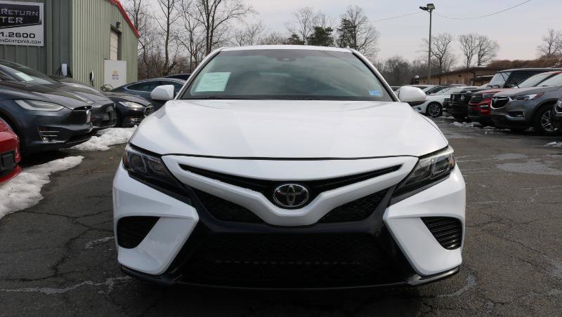 Used 2018 Toyota Camry SE w/ Protection Package (Q2) image 2