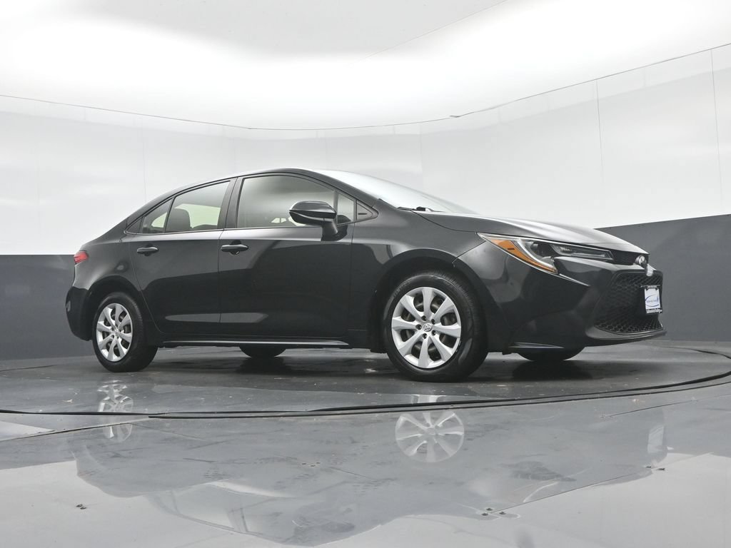 Used 2021 Toyota Corolla LE w/ Carpet Mat Package (TMS) FWD image 48