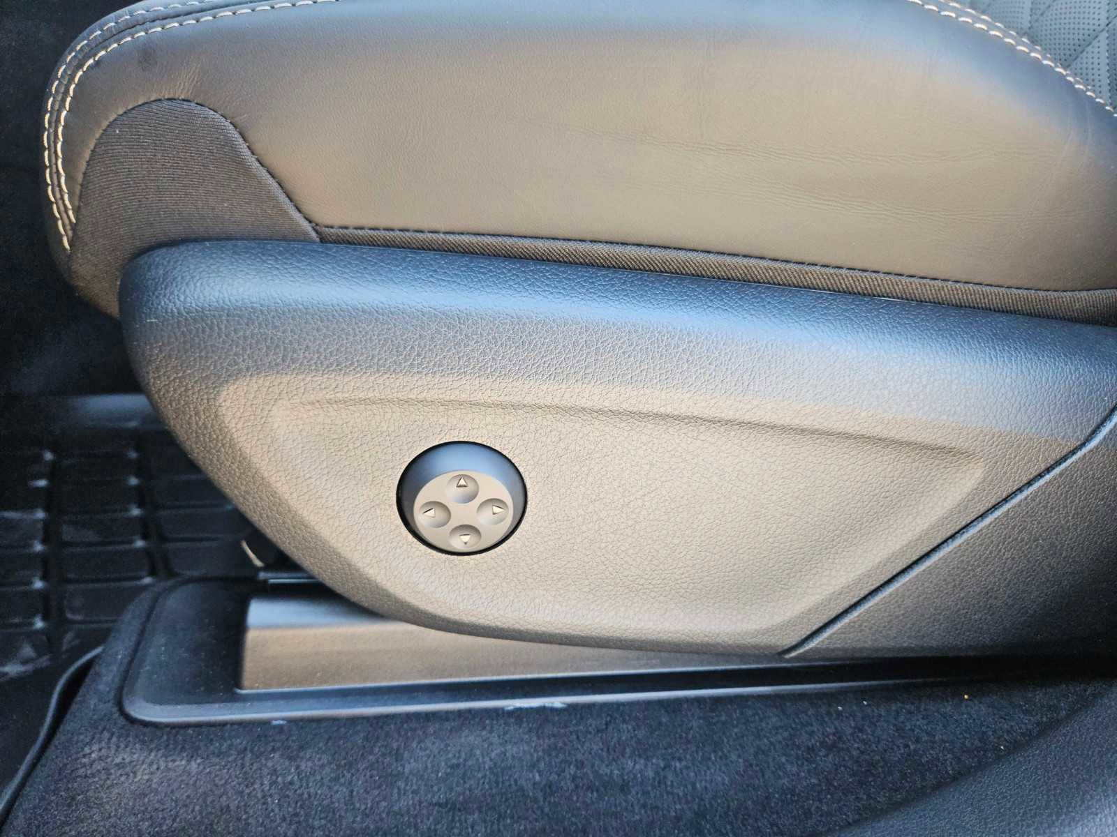 New 2026 Mercedes-Benz GLE 53 AMG 4MATIC Coupe image 23